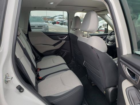 Used 2023 Subaru Forester Premium image 23