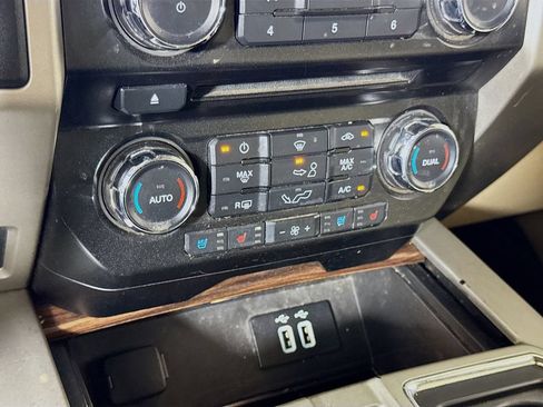 Used 2016 Ford F150 Lariat w/ Equipment Group 501A Mid RWD image 14