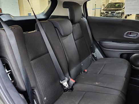 Used 2018 Honda HR-V EX image 21