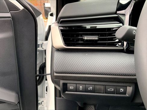 New 2026 Toyota Camry Hybrid image 18