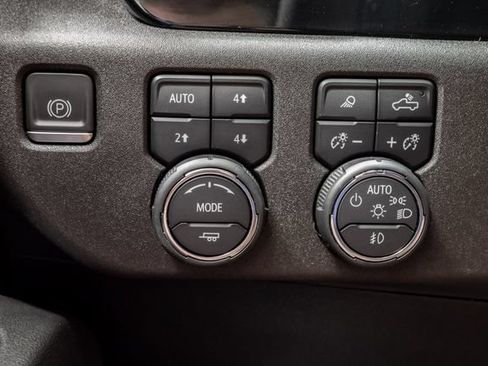 Used 2024 Chevrolet Silverado 1500 RST AWD/4WD image 12