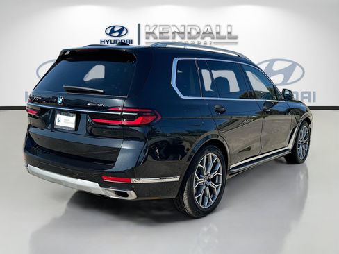 Used 2025 BMW X7 xDrive40i w/ Premium Package AWD/4WD image 6