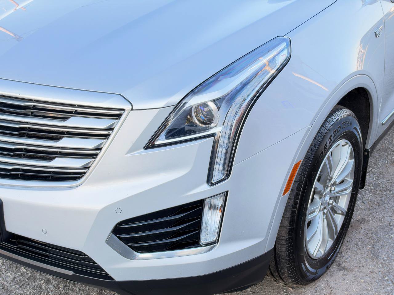 Used 2019 Cadillac XT5 Luxury AWD/4WD image 9