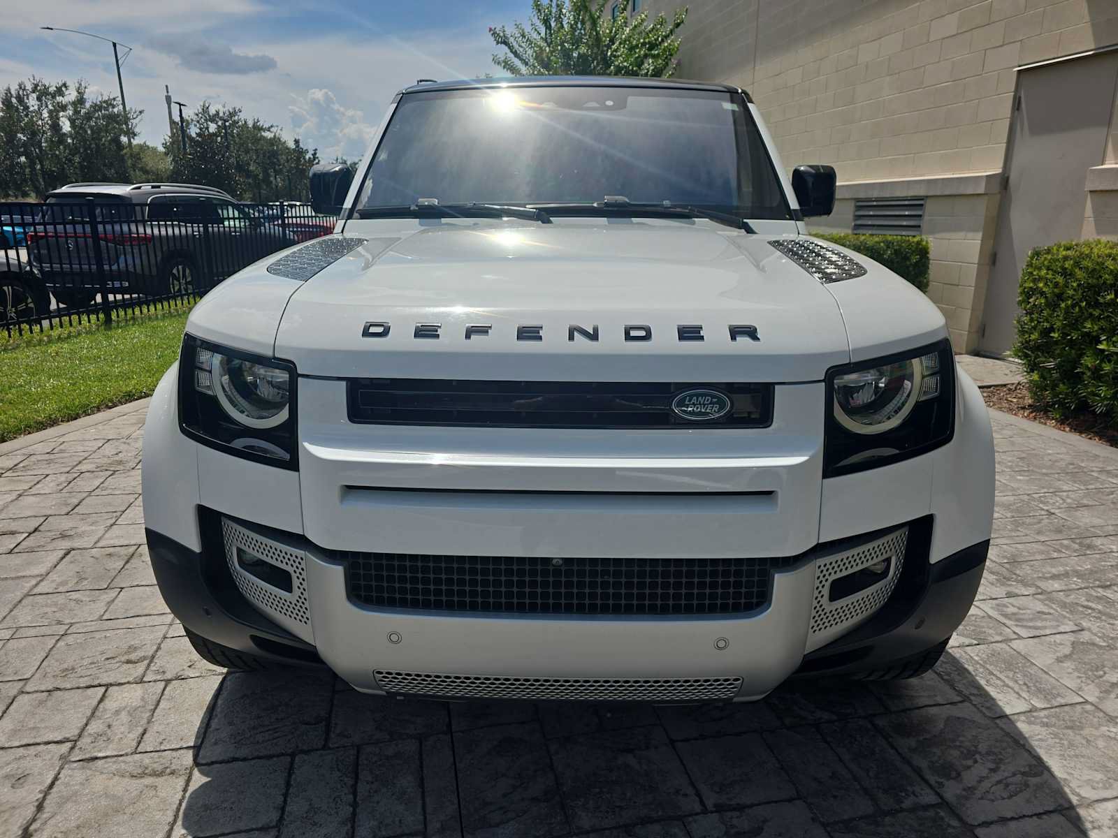 Used 2020 Land Rover Defender 110 S AWD/4WD image 2