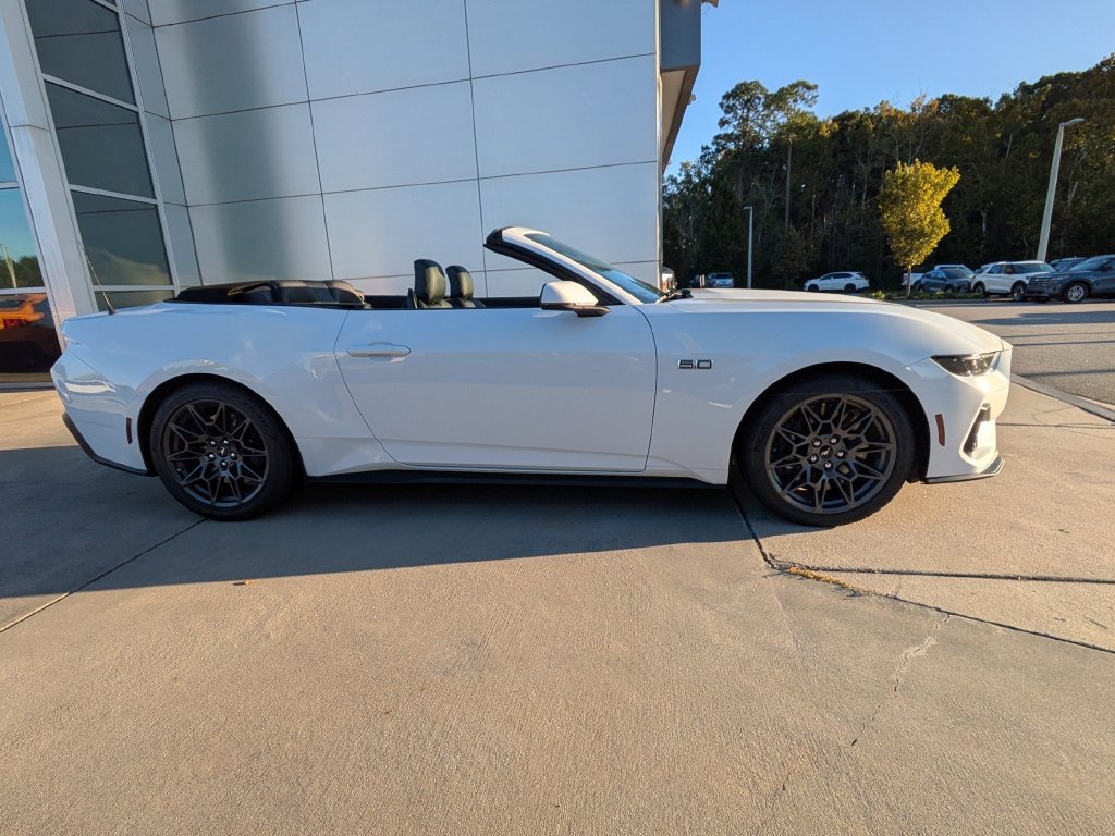 New 2026 Ford Mustang GT Premium w/ GT Performance Package RWD image 3