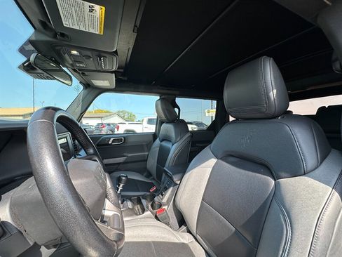 Used 2022 Ford Bronco Black Diamond image 26