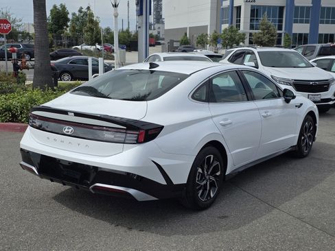 New 2025 Hyundai Sonata SEL image 7