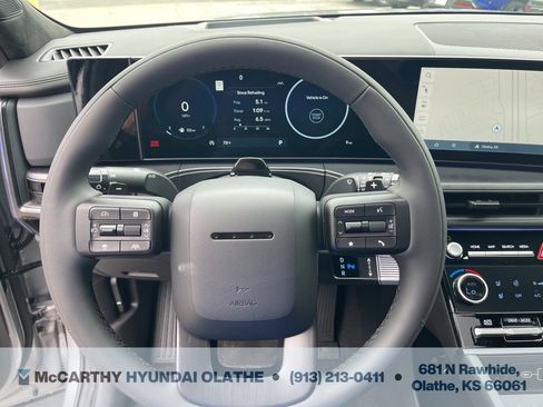 Used 2025 Hyundai Santa Fe Calligraphy w/ Tow & Go Package image 4