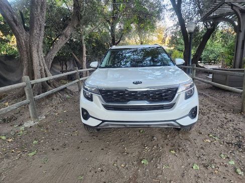 Used 2021 Kia Seltos S image 11