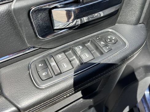 Used 2017 RAM 2500 Laramie w/ Convenience Group AWD/4WD image 19