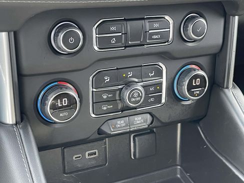 Used 2023 Chevrolet Tahoe LS image 34