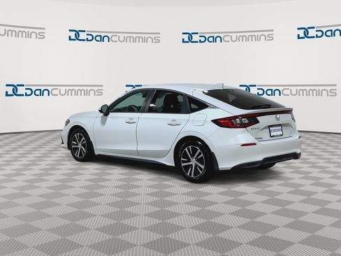 Used 2024 Honda Civic LX image 6