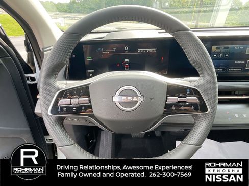 New 2024 Nissan Ariya AWD image 10