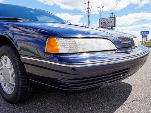 Used 1991 Ford Thunderbird RWD image 21