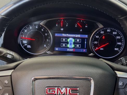 Used 2019 GMC Terrain SLT w/ Preferred Package FWD image 14