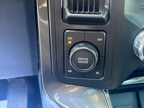 Used 2022 Ford F150 Lariat w/ Equipment Group 502A High image 17