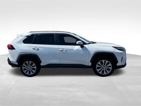 Used 2025 Toyota RAV4 XLE Premium w/ Weather Package AWD/4WD image 9
