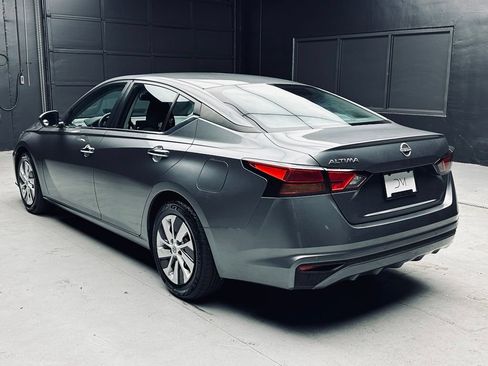 Used 2023 Nissan Altima 2.5 S FWD image 5