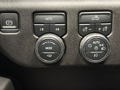 Used 2023 Chevrolet Silverado 1500 RST w/ Protection Package AWD/4WD image 32