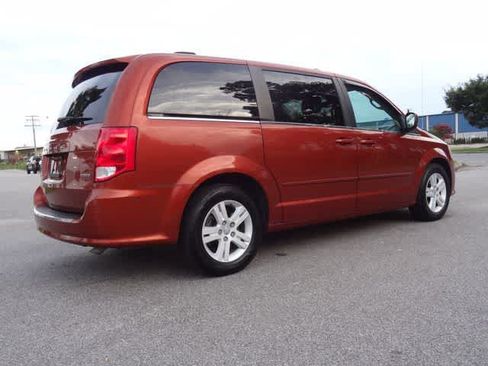 Used 2012 Dodge Grand Caravan Crew w/ Safety Sphere Group FWD image 3