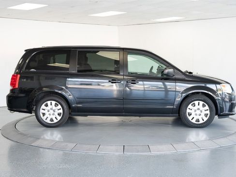 Used 2014 Dodge Grand Caravan SE w/ Quick Order Package 29E SE image 8