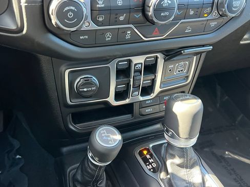 New 2026 Jeep Gladiator Sport AWD/4WD image 23