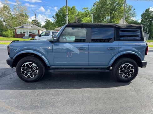 Used 2023 Ford Bronco Outer Banks AWD/4WD image 4