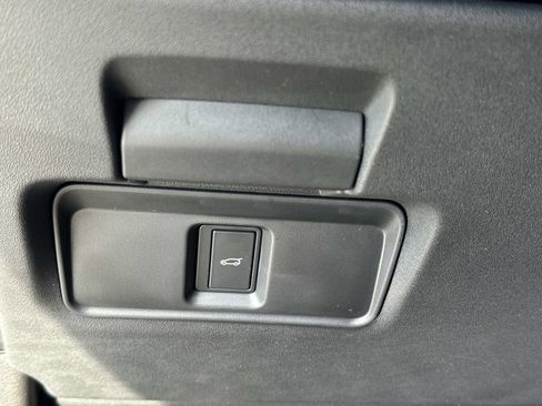 Used 2026 Land Rover Range Rover Evoque S image 23