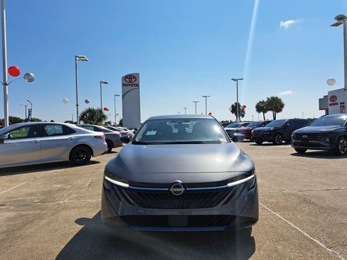Used 2026 Nissan Sentra SV w/ SV Convenience Package FWD image 2