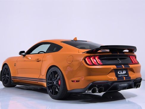 Used 2020 Ford Mustang Shelby GT500 w/ Technology Package RWD image 10