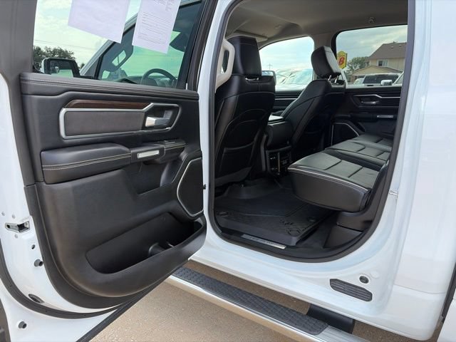 Used 2022 RAM 1500 Laramie AWD/4WD image 37