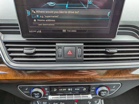 Used 2018 Audi Q5 2.0T Premium Plus w/ Premium Plus Package AWD/4WD image 23