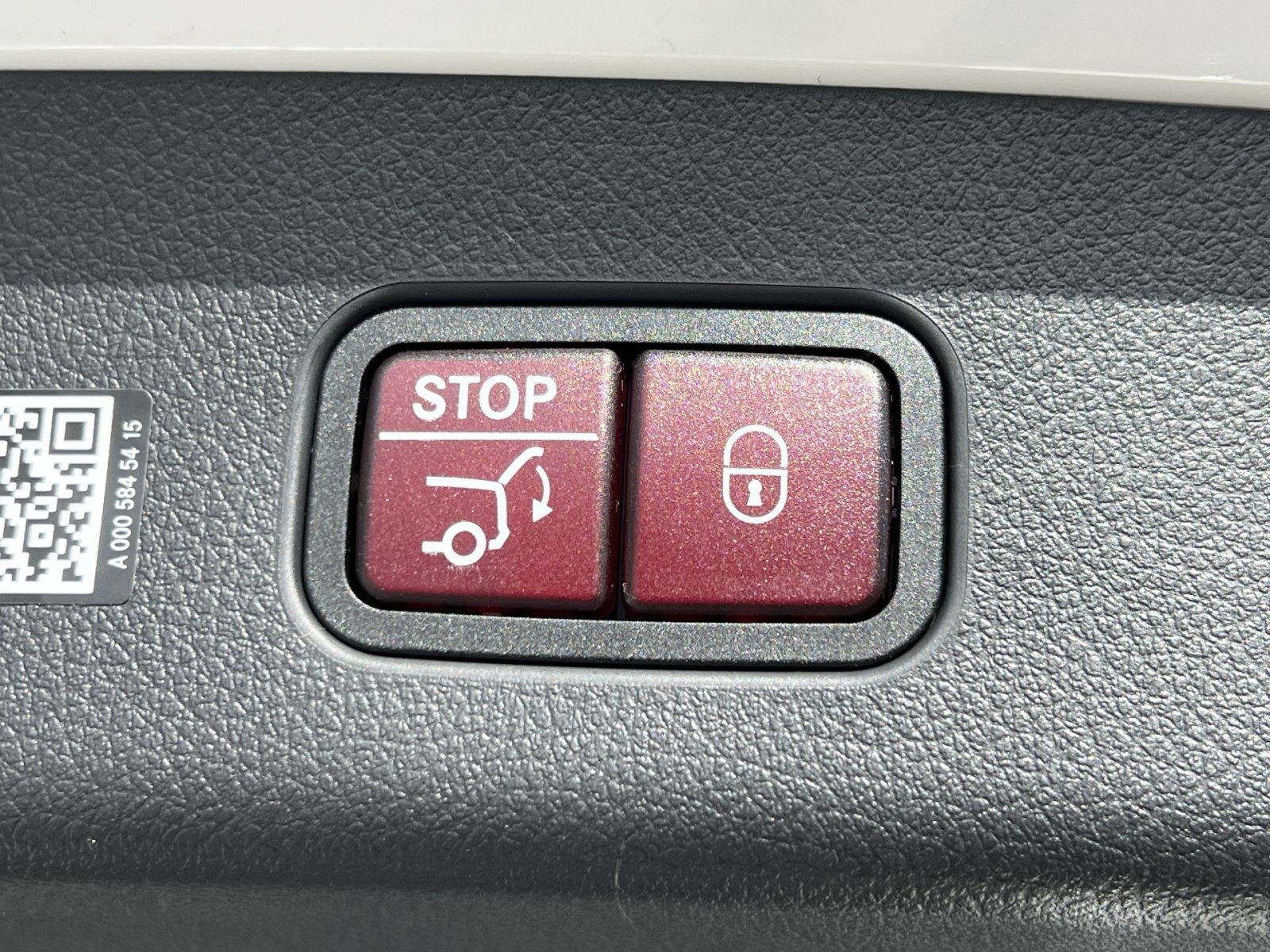 Certified 2026 Mercedes-Benz GLC 300 4MATIC image 25