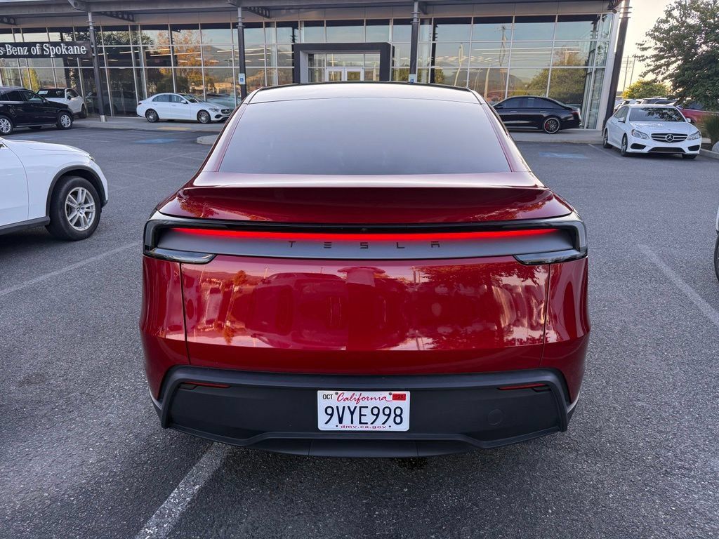 Used 2026 Tesla Model Y 2WD image 5