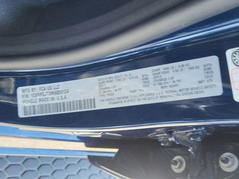 Used 2021 RAM 1500 Laramie RWD image 16