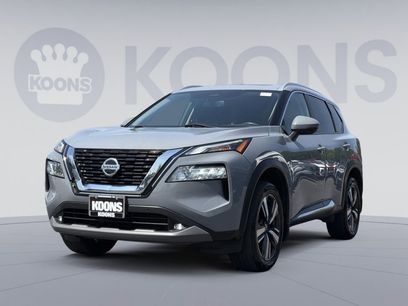 Used 2021 Nissan Rogue SL w/ Premium Package