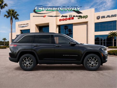 New 2025 Jeep Grand Cherokee Limited RWD image 21