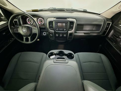 Used 2017 RAM 1500 Express w/ Express Value Package AWD/4WD image 10