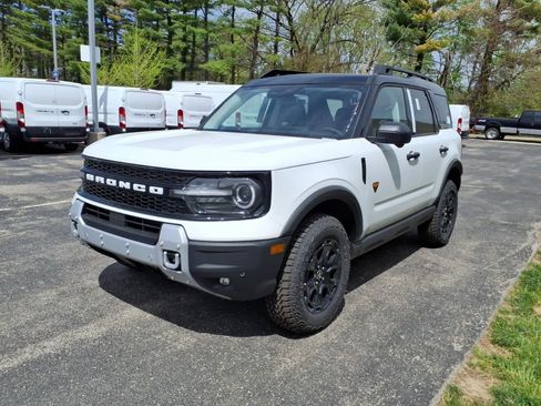 New 2026 Ford Bronco Sport Badlands AWD/4WD image 4