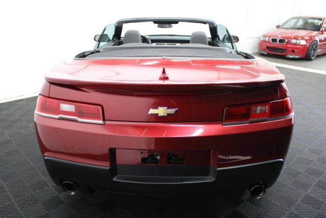 Used 2015 Chevrolet Camaro LT RWD image 9