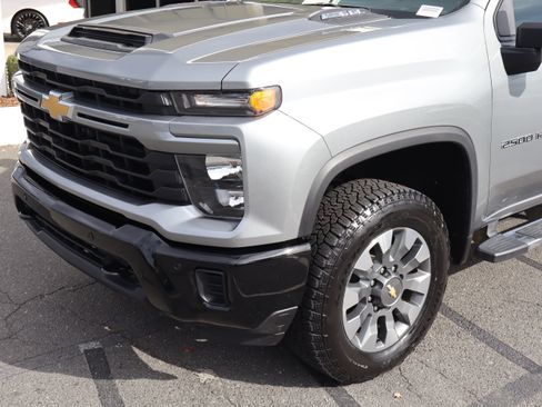 Certified 2025 Chevrolet Silverado 2500 Custom w/ Custom Value Package image 6