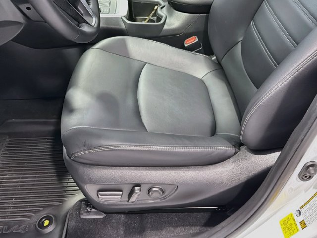 Used 2025 Toyota RAV4 XLE Premium w/ Weather Package AWD/4WD image 16