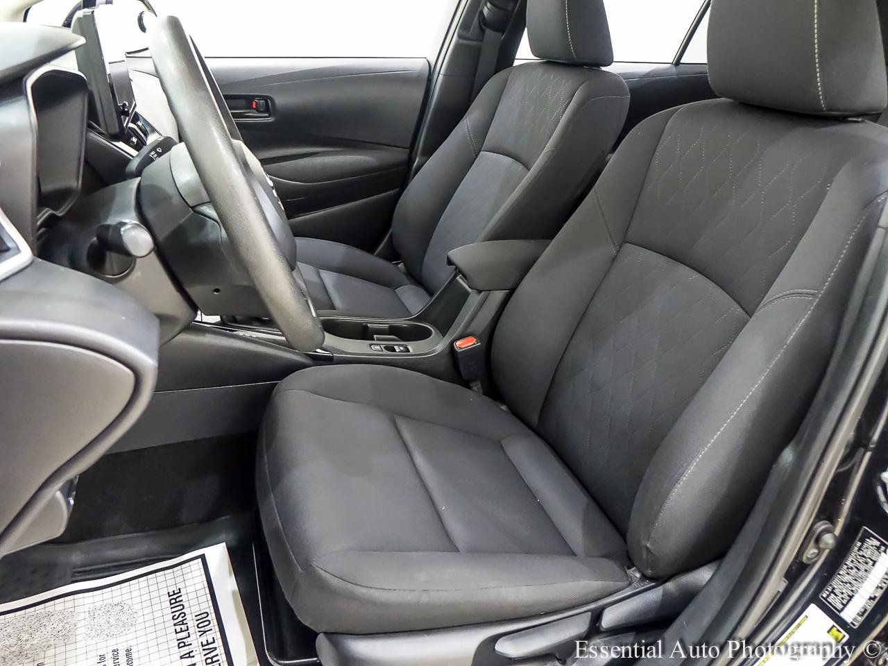 Used 2023 Toyota Corolla LE FWD image 12