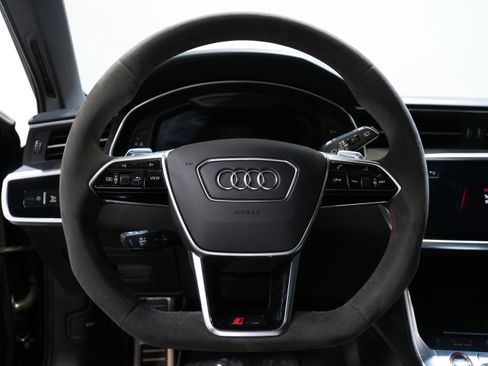 Used 2024 Audi RS 6 performance image 40