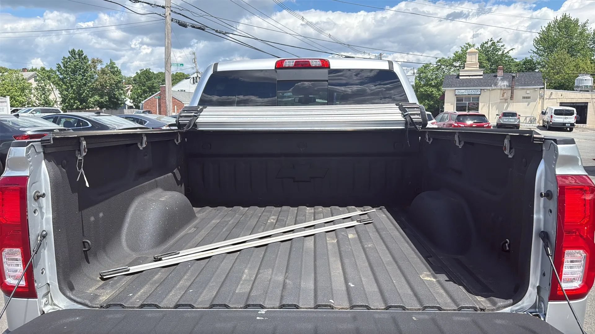 Used 2018 Chevrolet Silverado 1500 LTZ AWD/4WD image 10