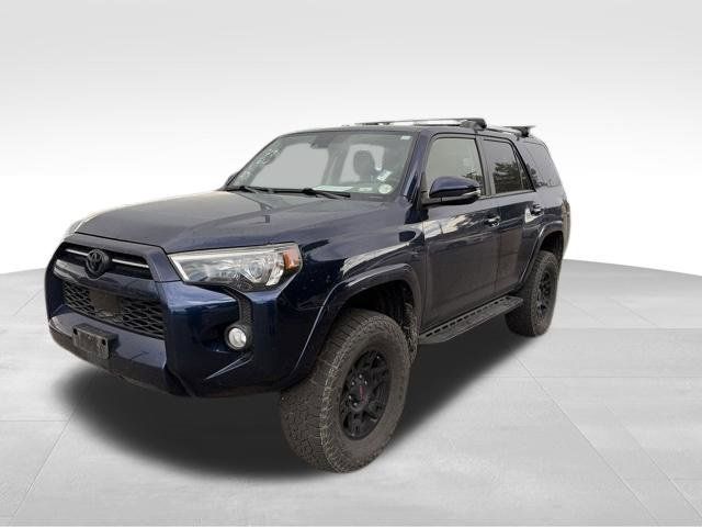 Used 2020 Toyota 4Runner SR5 Premium w/ Moonroof Package AWD/4WD image 3