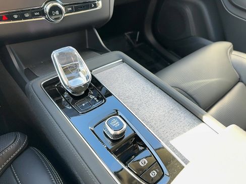 New 2026 Volvo XC90 B6 Ultra w/ Lounge Package AWD/4WD image 24