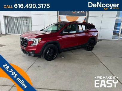 Used 2023 GMC Terrain SLE w/ Driver Convenience Package