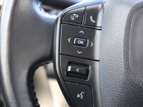 Used 2023 Toyota Prius LE image 22