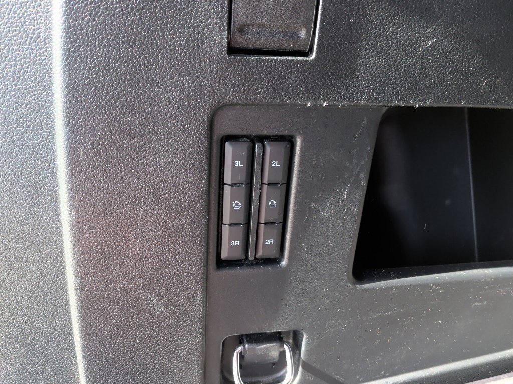 Used 2021 Ford Expedition XLT RWD image 47